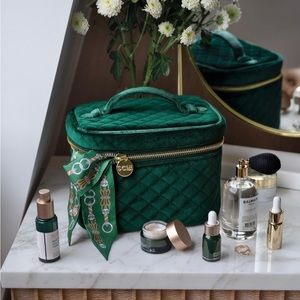 Stoney Clover Lane London Green Quilted Vanity Case